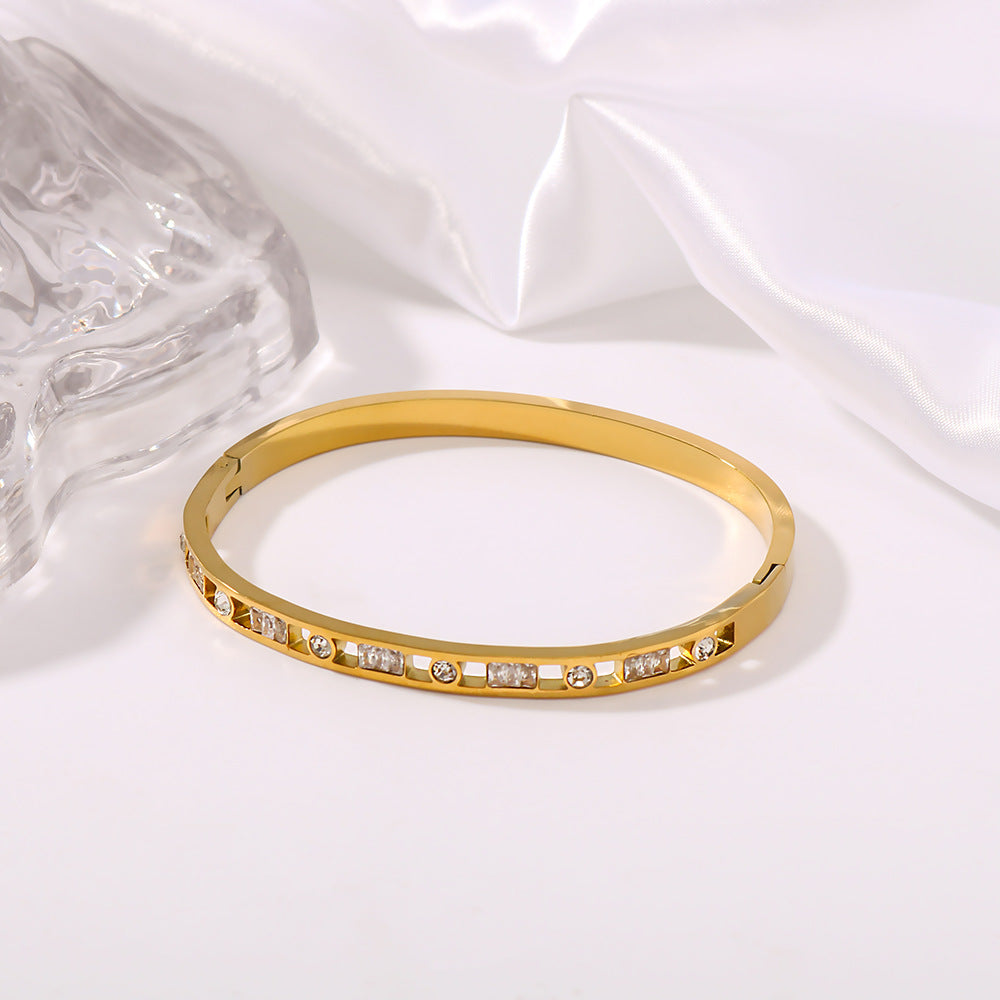 Minimalist Geometric Round and Square Hollow Stainless Steel Bracelet for Women with 18K Gold Plating and Zircon Inlay