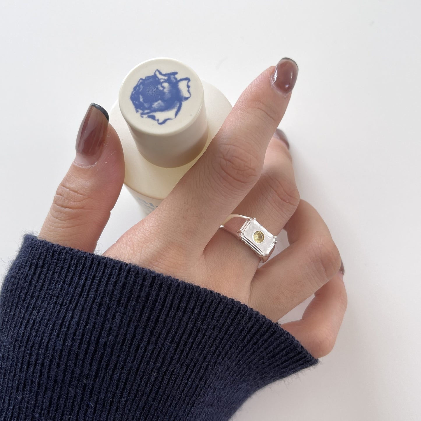 Irregular Textured S925 Sterling Silver Ring for Women with Inlay Detail, Minimalist and Trendy Design