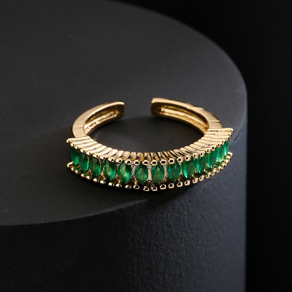 Anello geometrico minimalista in rame placcato oro 18K con intarsi in zirconi cubici colorati da donna