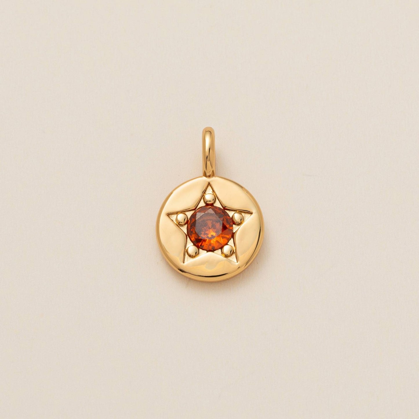 Ciondolo Minimalista placcato oro in ottone a forma di cuore con strass e barretta quadrata