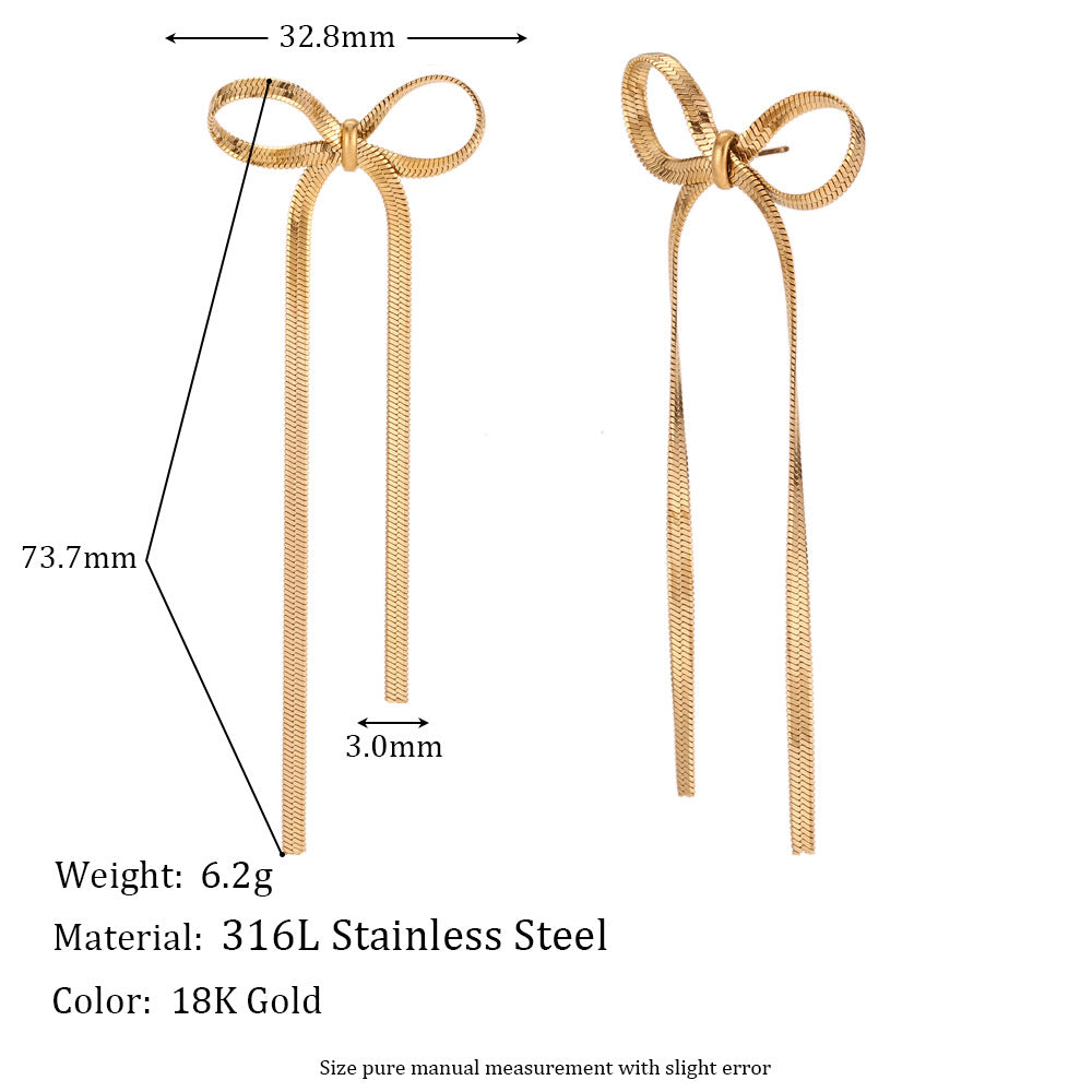 Orecchini da donna minimalisti in acciaio inossidabile a forma di fiocco con placcatura in oro 18K