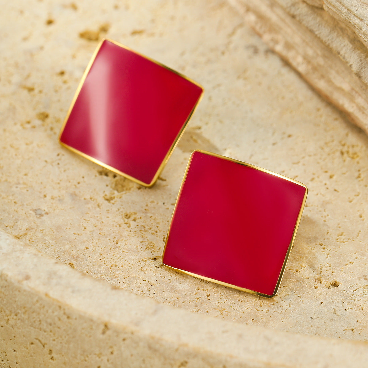 Minimalist French Retro Geometric Stainless Steel Earrings with Enamel Finish for Women, Versatile Fall Winter Fashion Ear Jewelry
