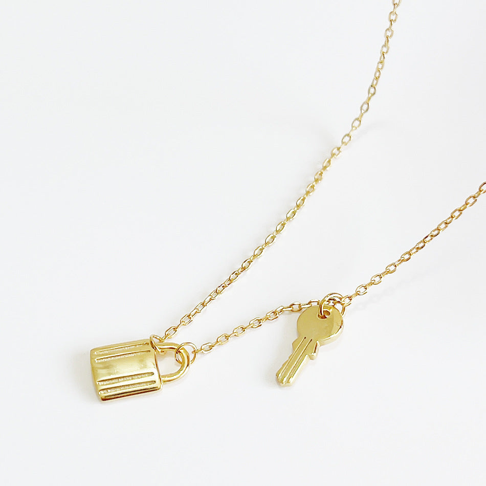 925 Sterling Silver Key Pendant Necklace