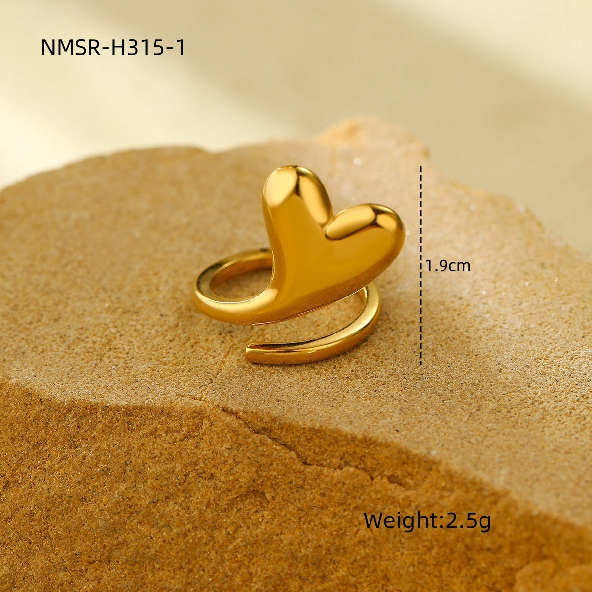 Anello minimalist con cuore in acciaio al titanio placcato oro 18K da donna