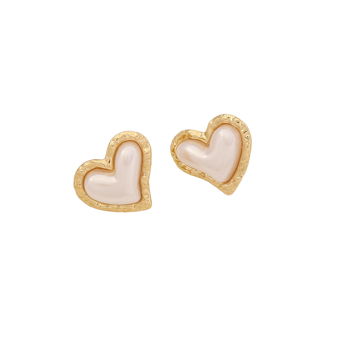 Fashionable Heart-Shaped Stainless Steel Stud Earrings with Plated Finish for Women