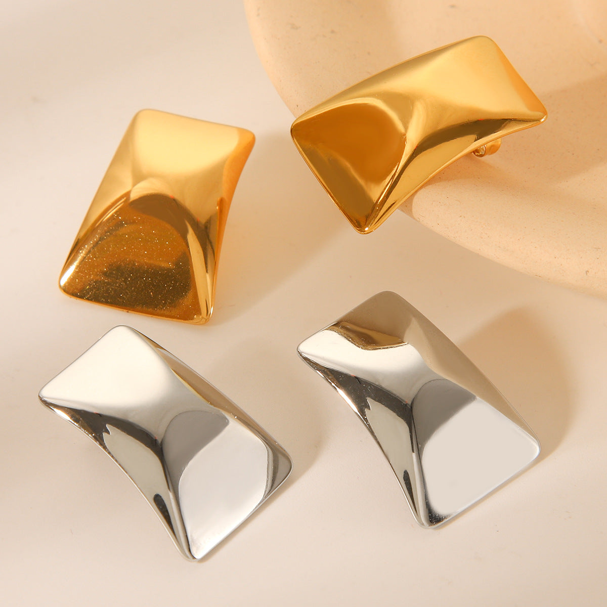 Fashionable 18K Gold Plated Stainless Steel Geometric Rectangular Stud Earrings for Women