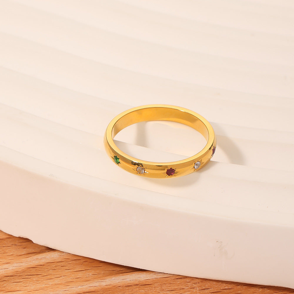 Anello esagonale geometrico in acciaio inossidabile da donna con intarsio di zirconi colorati e finitura placcata