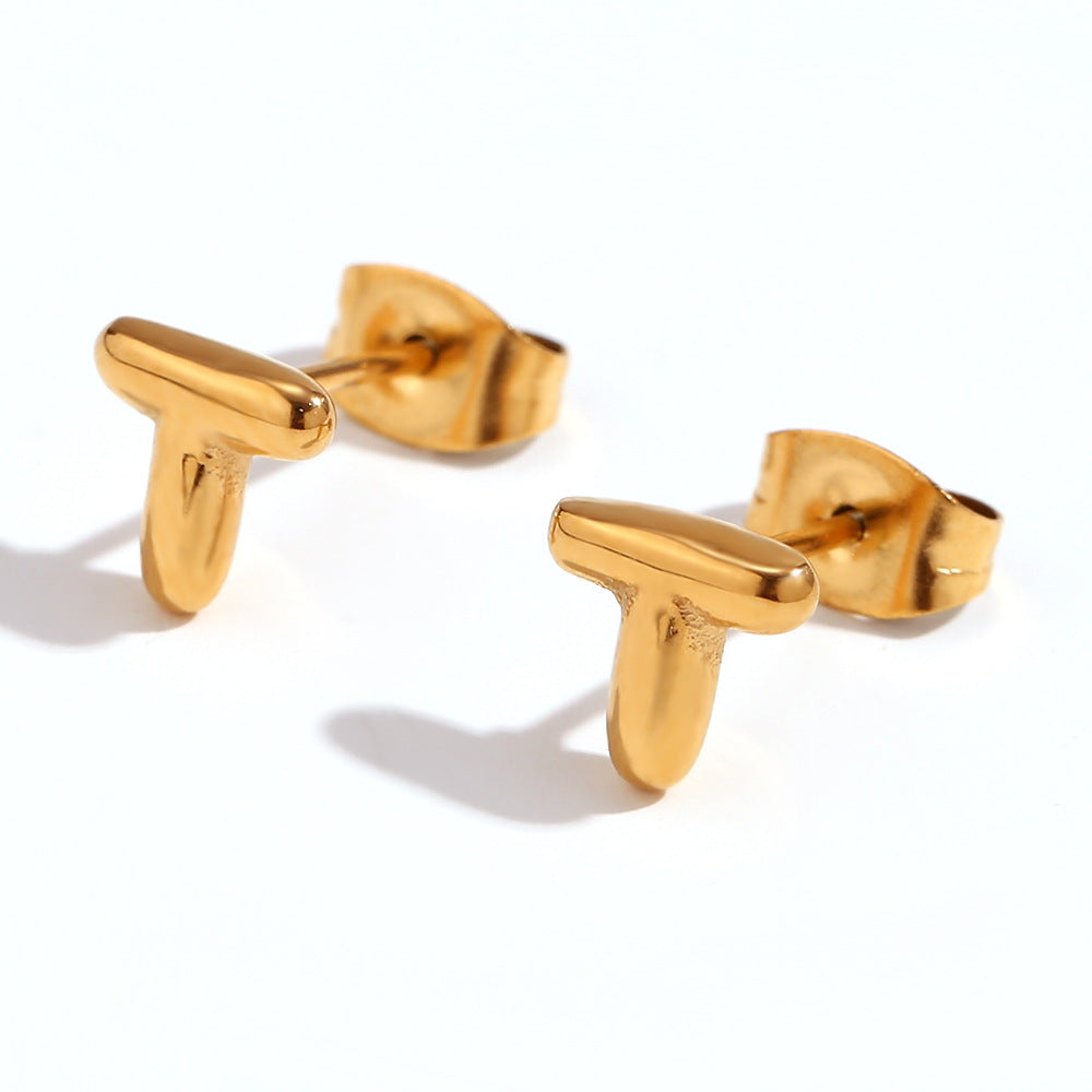 Orecchini a perno da donna con lettera geometrica moderna minimalista in acciaio al titanio placcato oro 18K