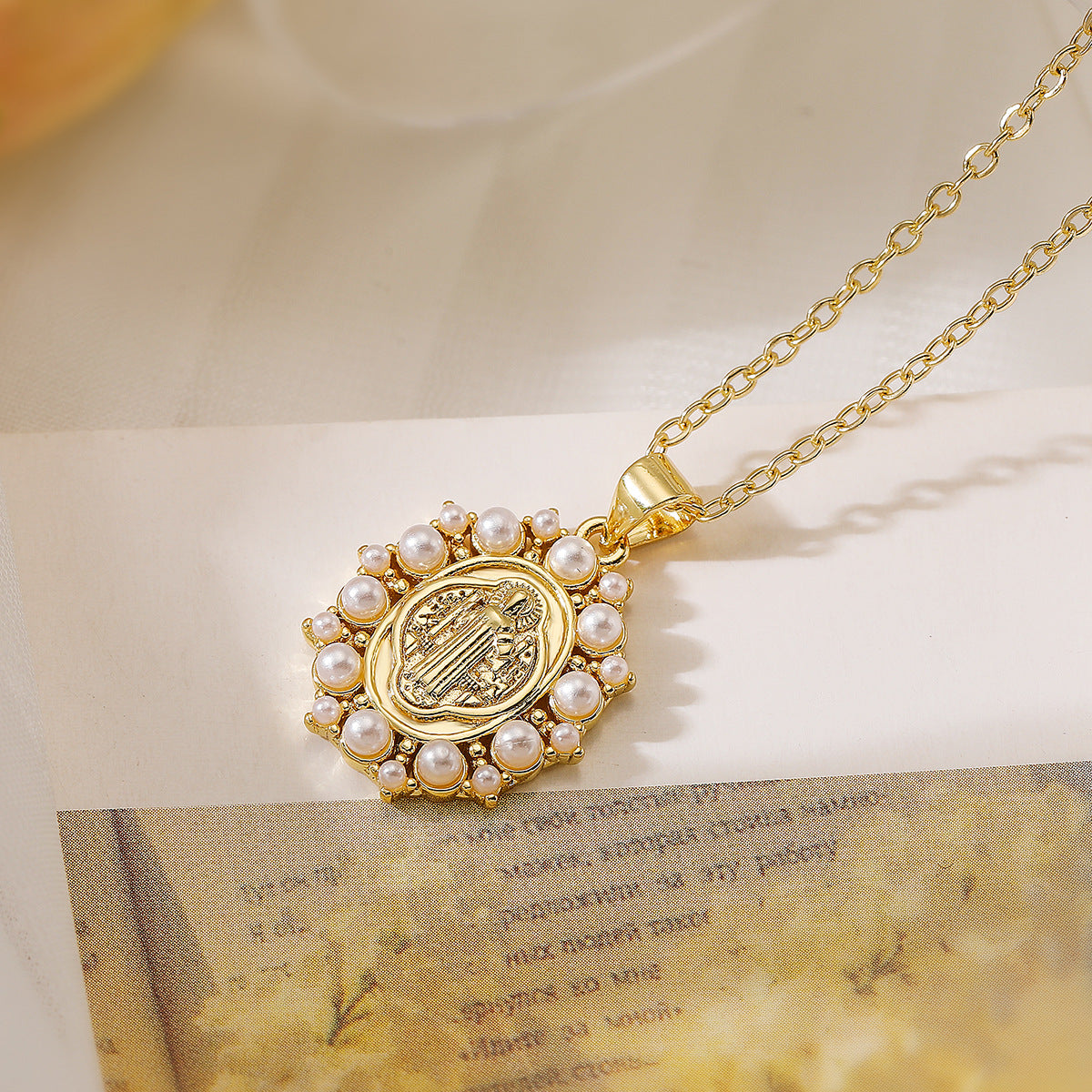 Minimalist Geometric Maria Pendant Necklace for Women with Pearl Inlay and Gold-Plated Copper