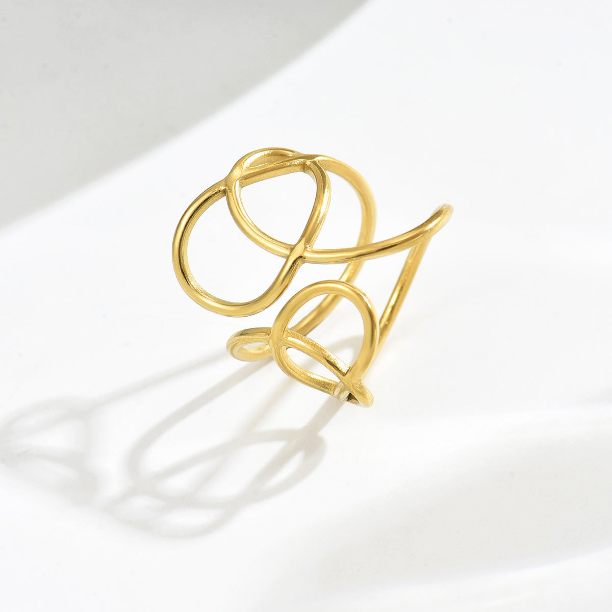 Anillo Abierto Irregular Geométrico para Mujer en Aleación de Zinc con Acabado Chapado Accesorio de Moda Minimalista Elegante