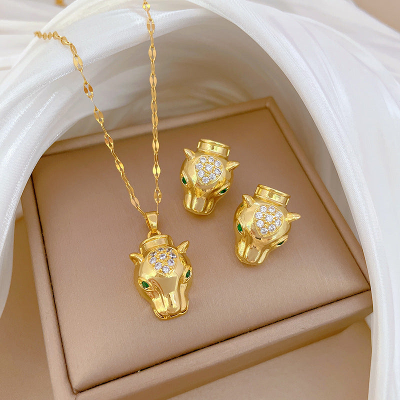 Set collana e orecchini testa di leopardo geometrica minimalista da donna in acciaio al titanio con finitura placcata