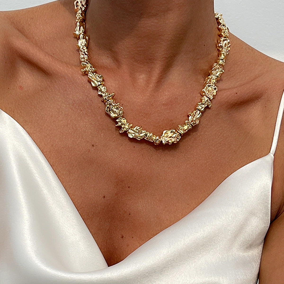 Exaggerated Geometric Zinc Alloy Plated Choker Necklace Set for Women