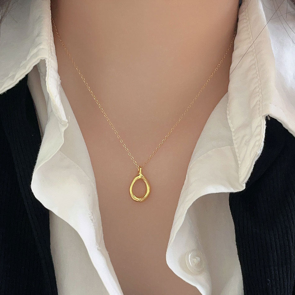 Collana da Donna Minimalista con Pendente Geometrico a Goccia in Argento Sterling 925