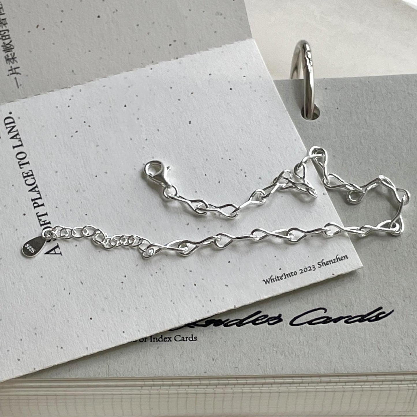 Bracciale Minimalista Geometrico in Argento Sterling S925 con Zirconia Cubica