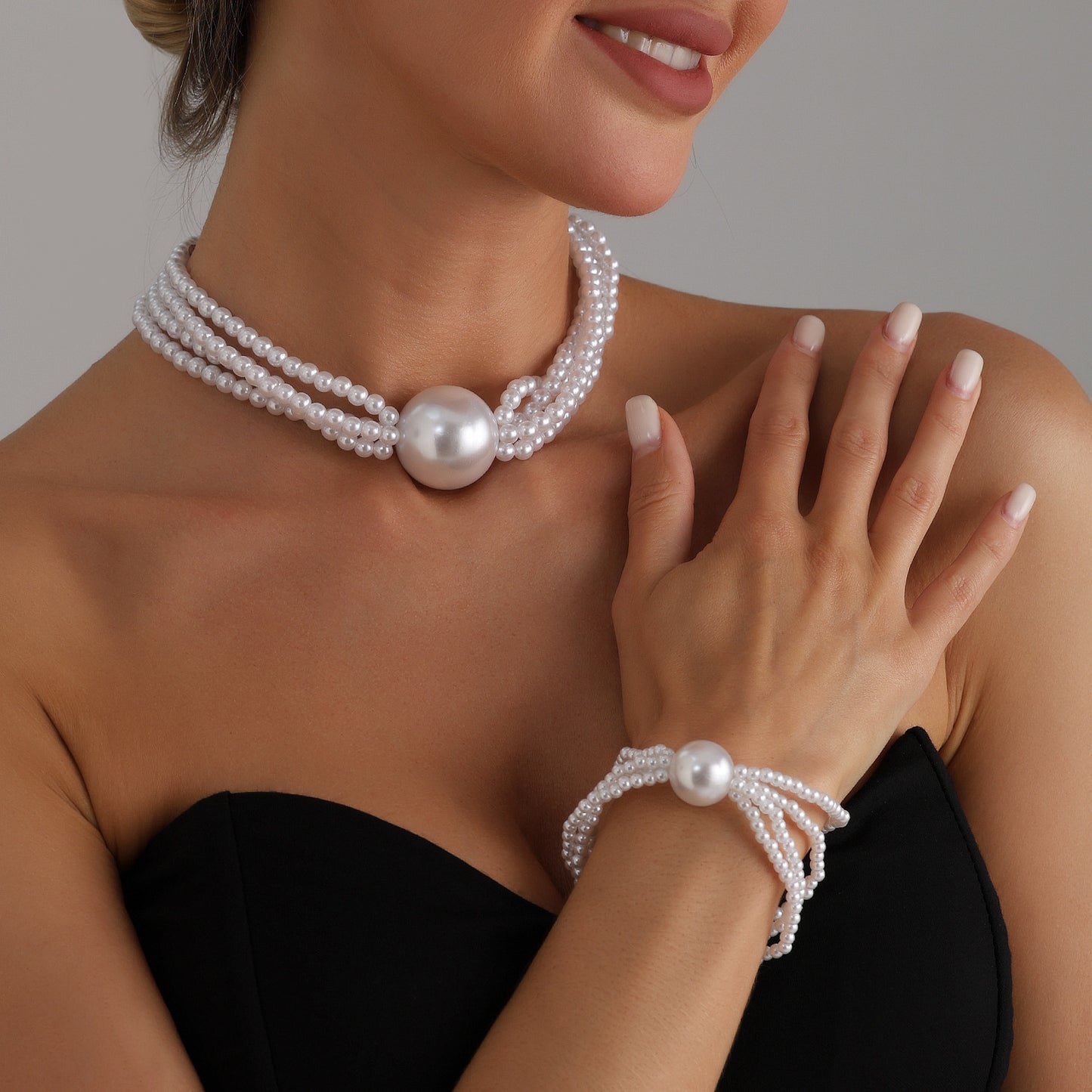 Minimalist Geometric Alloy Pendant Necklace with Plated Finish Multi-Layer Clavicle Chain for Women