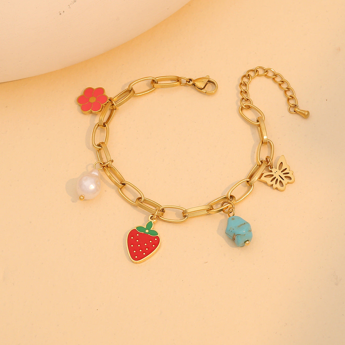 Cute Strawberry Pendant Necklace Set for Women with Stainless Steel Chain and Enamel Coating in Fresh Sweet Style