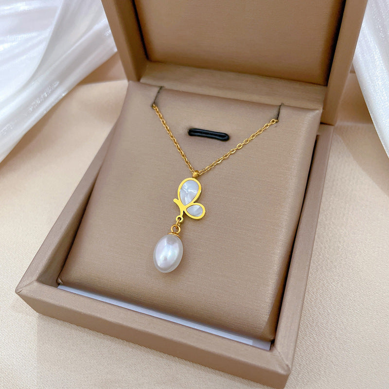 Collana con Ciondolo a Farfalla Minimalista in Acciaio al Titanio con Placcatura in Oro per Donna e Uomo