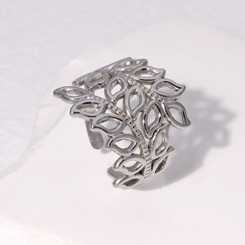 Minimalist Leaf-Shaped Titanium Steel Ring for Women with 18K Gold Plating Adjustable Band