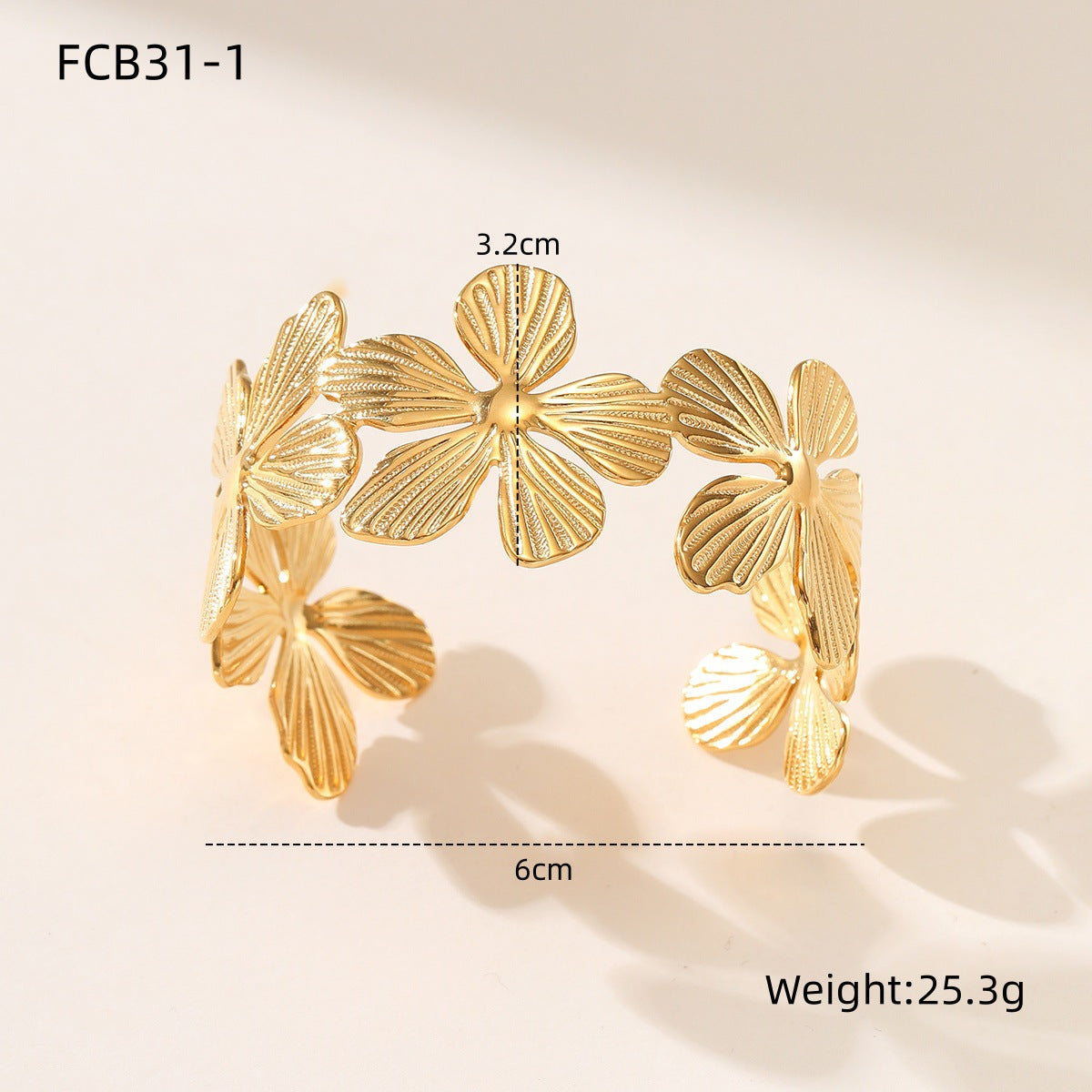 Pulsera de acero inoxidable chapado en oro de 18 quilates con pétalos de flores de moda para mujer