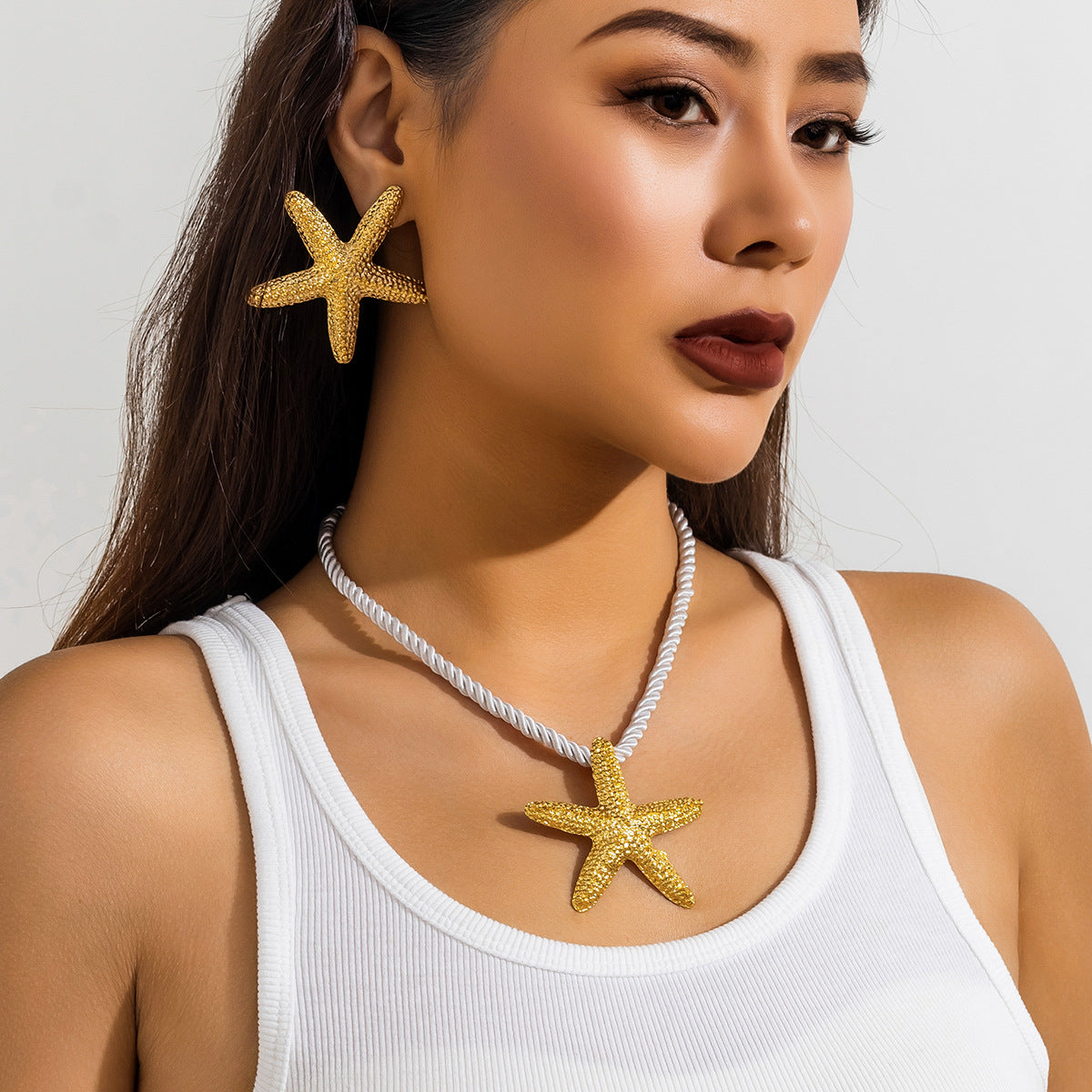 Exaggerated Star Pendant Necklace Alloy Beach Ocean Style Women's Jewelry
