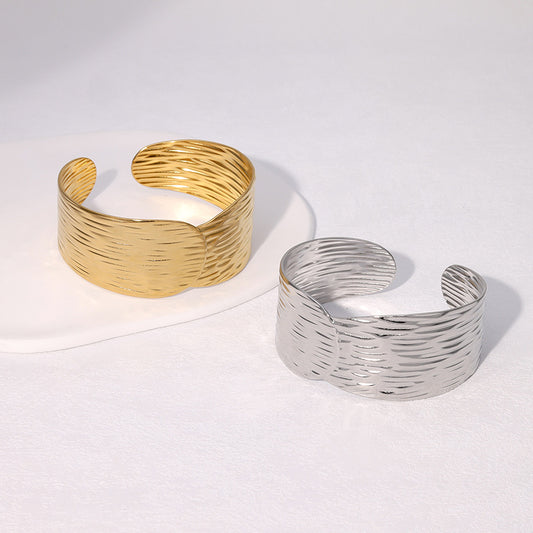 Pulsera de brazalete abierto irregular ancha de acero inoxidable minimalista francesa vintage para mujer con baño de oro