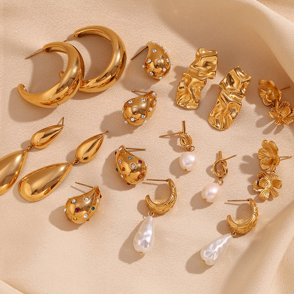 Pendientes de acero inoxidable geométricos de inspiración vintage con chapado en oro de 18 quilates, diseño colgante de lágrima texturizada y rectangular para mujer