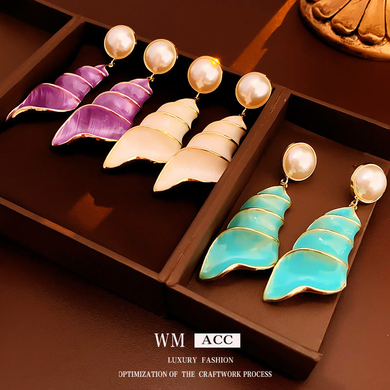 Vintage Seashell-Shaped Alloy Earrings with Enamel Finish and Stainless Steel Posts for Women