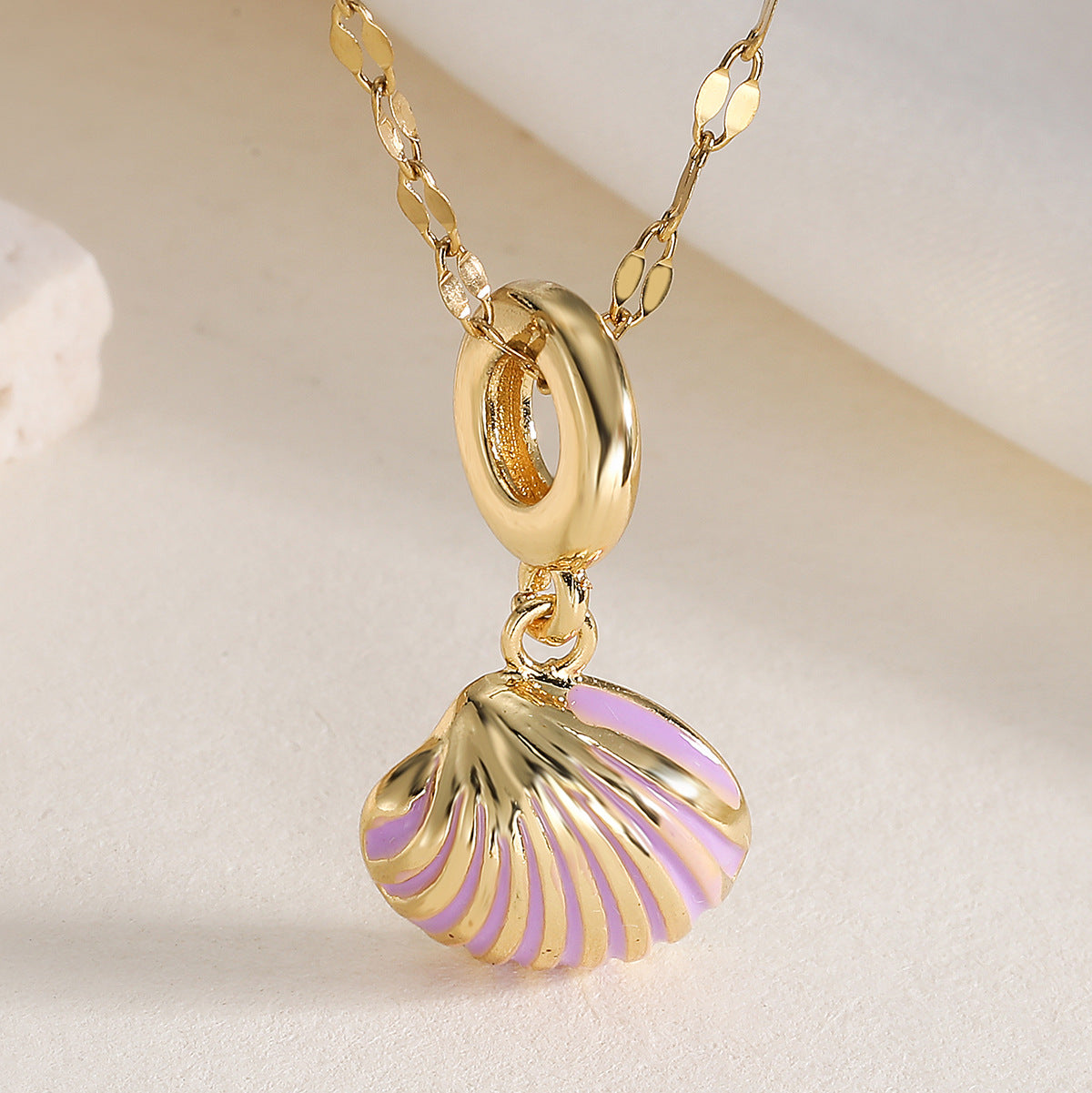 Minimalist Geometric Brass Gold Plated Drip Oil Shell Pendant Necklace for Women