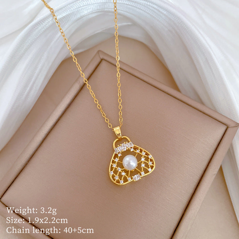 Geometric Minimalist Titanium Steel Lip Chain Necklace with Copper Pendant and Rhinestone Inlay