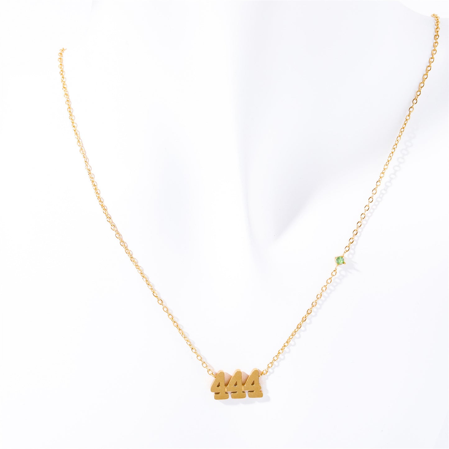 Collana con ciondolo numero angelo in acciaio inossidabile di lusso con accenti di strass, catena a medaglione personalizzabile a tre cifre per donna