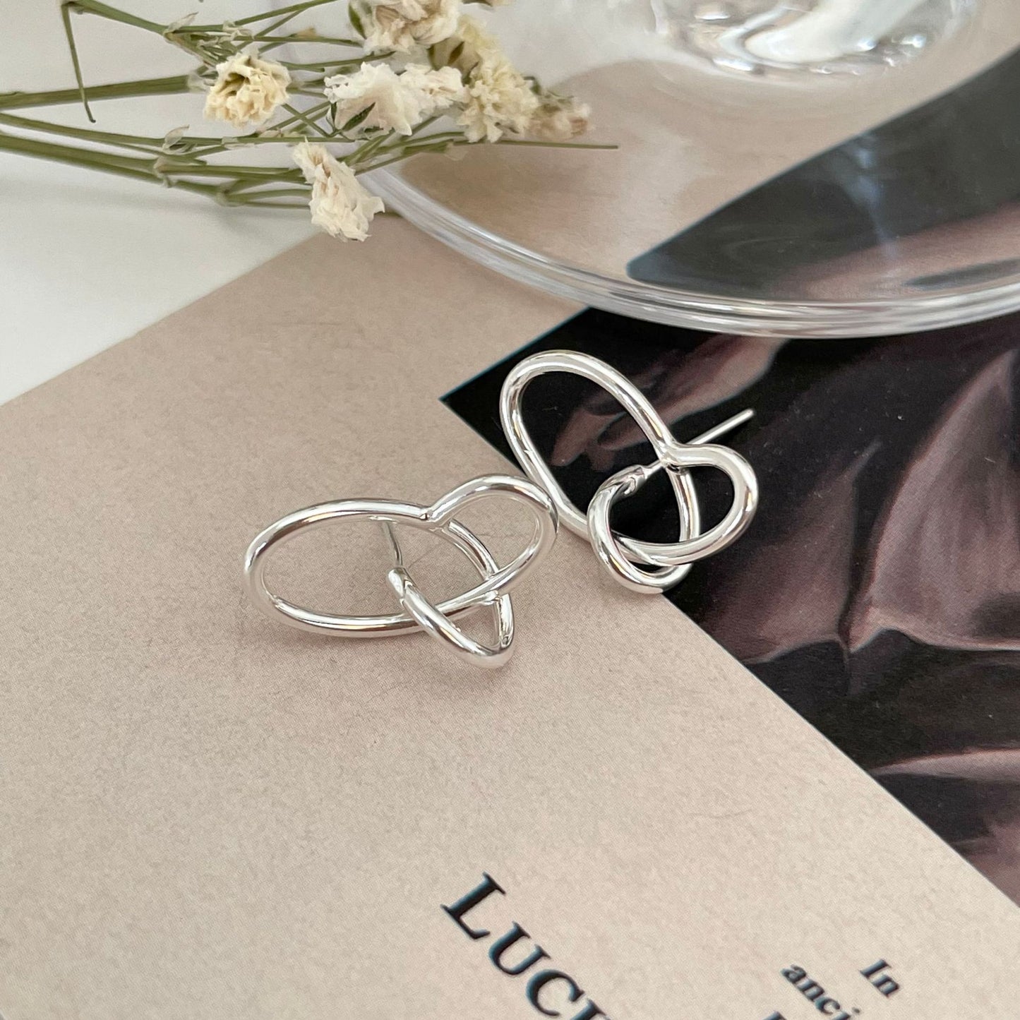 Minimalist Letter-Shaped 925 Sterling Silver Stud Earrings with Crossweave Design and Plated Finish for Women