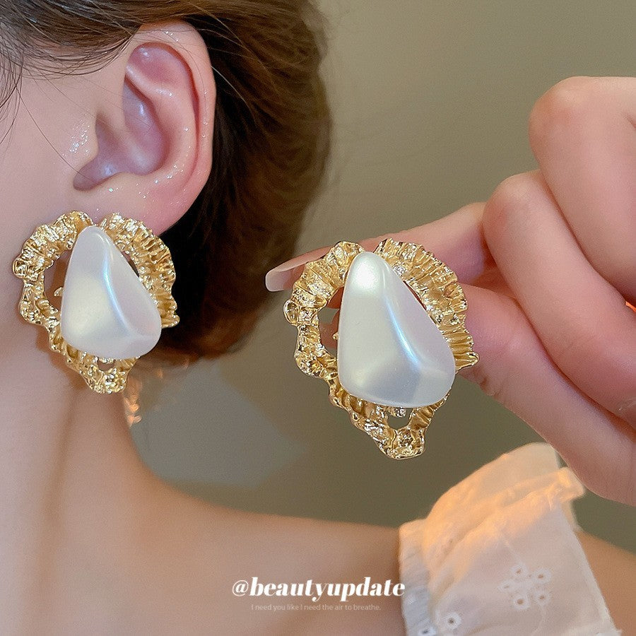Orecchini a perno con perle stile vintage francese elegante con perni in acciaio placcato per donna, uso quotidiano, design rotondo geometrico minimalista, look di lusso