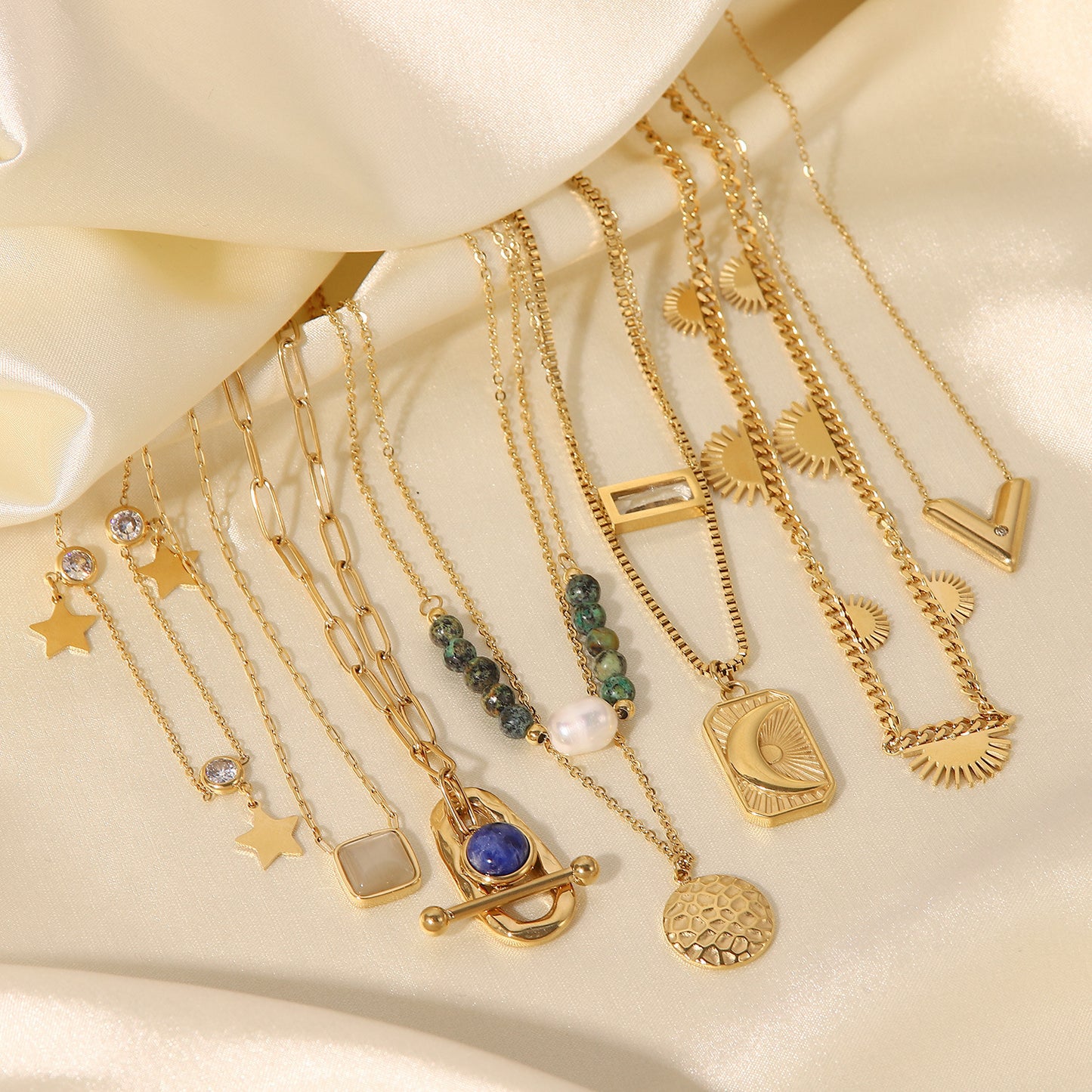 Vintage 14K Gold Plated Geometric Stainless Steel Necklace for Women with Titanium Steel Pendant