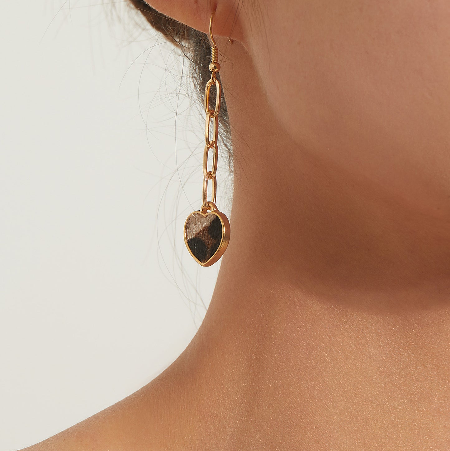 Fashion Leopard Print Heart-Shaped Alloy Earrings for Women with Plated Finish