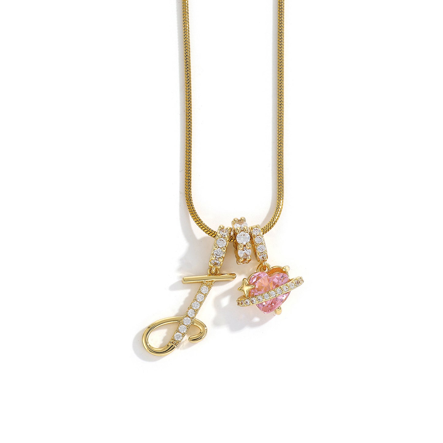 Collana con ciondolo a lettera minimalista in rame con intarsio di zirconi dal design geometrico per donna