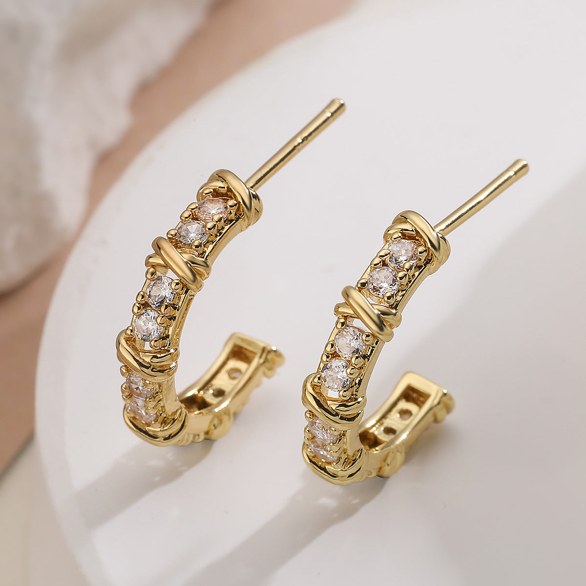 Minimalist Casual Geometric Brass Gold Plated Cubic Zirconia C-Shape Stud Earrings for Women