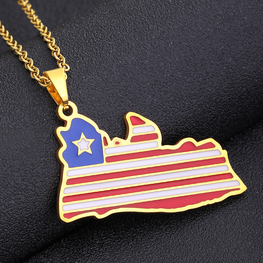 Collana unisex con ciondolo a mappa geometrica etnica della Liberia in acciaio inossidabile con finitura smaltata su catena a O