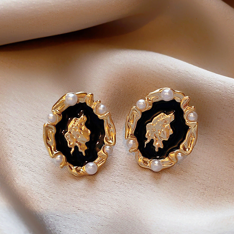 French Style Geometric Round Earrings in Alloy with Plated Finish for Women
