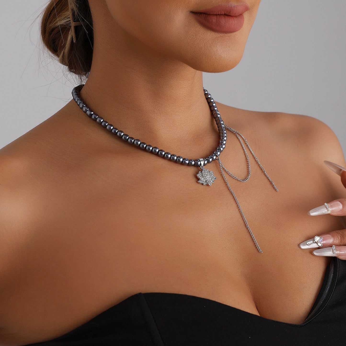 Sweet Streetwear Floral Geometric Rhinestone Inlay Spray Painted Plated Alloy Necklace for Women
