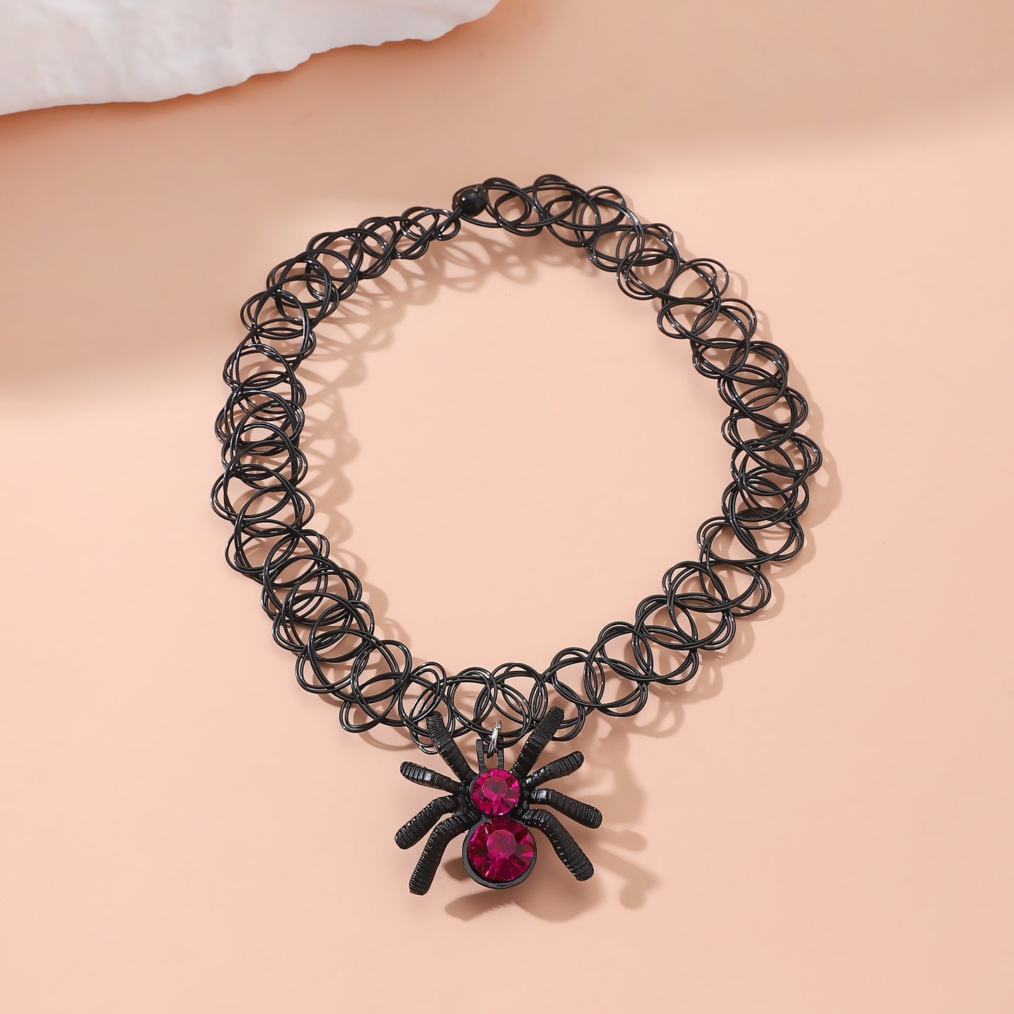 Collar de araña vintage para mujer, de aleación con acabado galvanizado, cadena estilo gargantilla con medallón