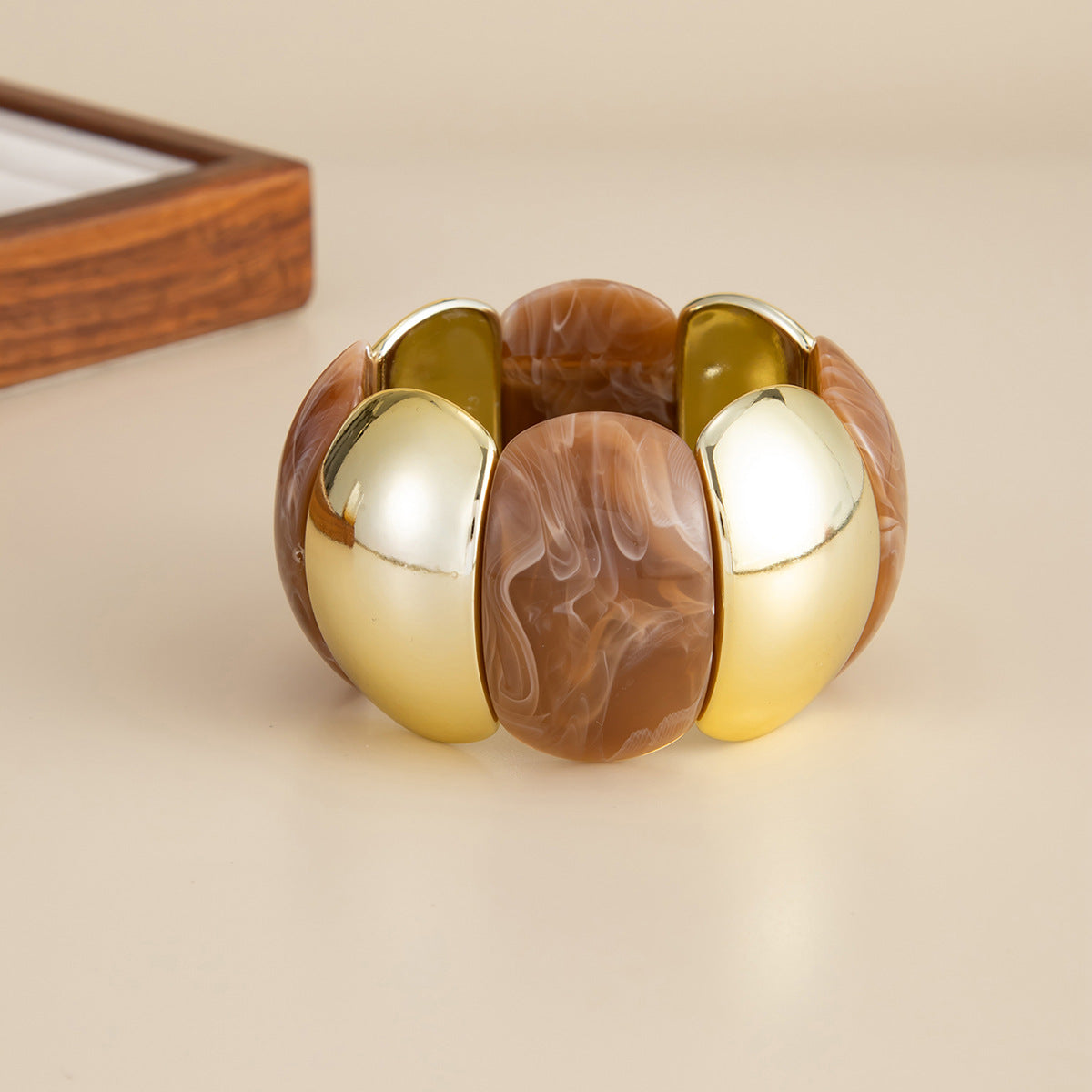 Gradient Geometric Acrylic Beaded Stretch Bracelet