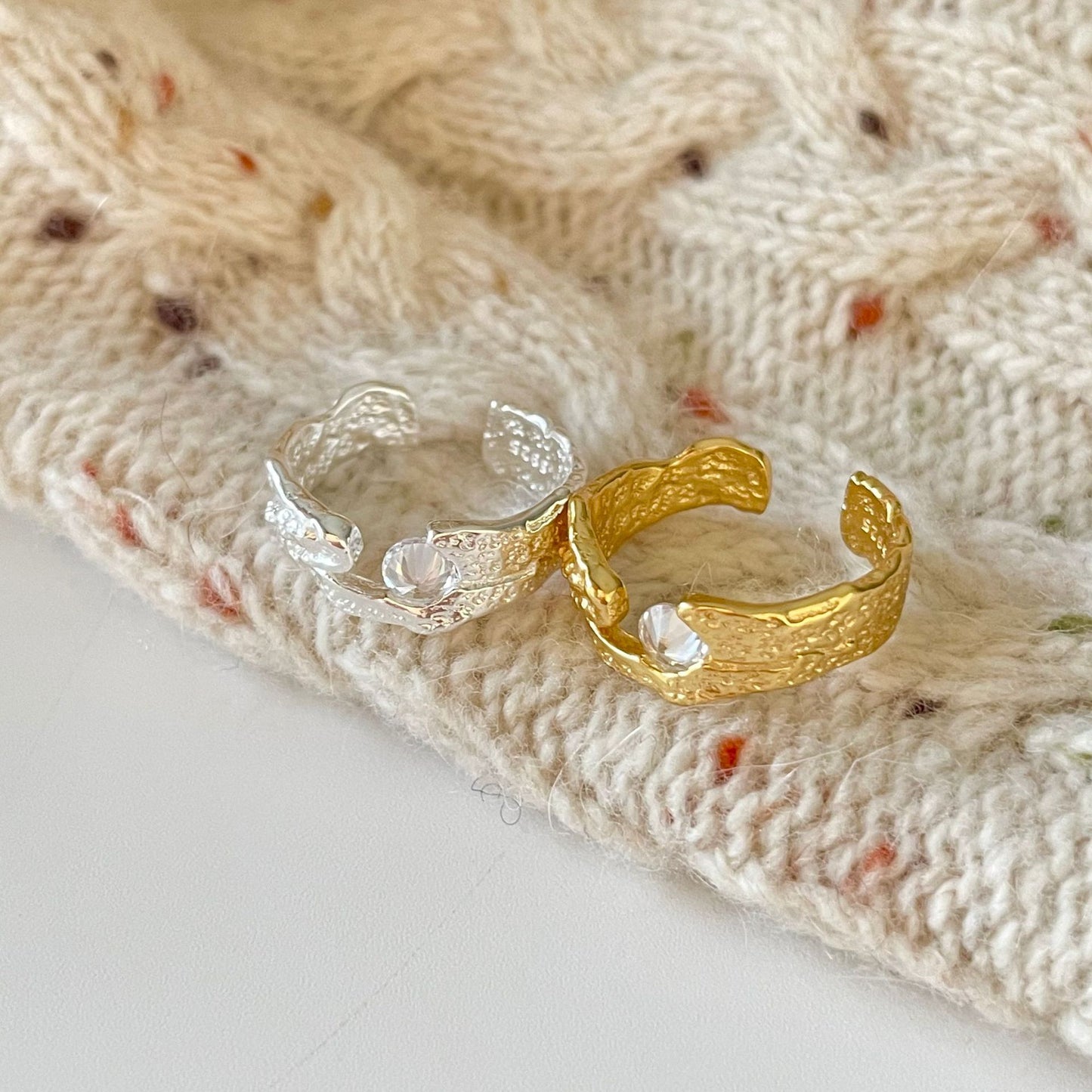 Minimalist Irregular Geometric Shape S925 Sterling Silver Ring for Women with Zircon Inlay and Textured Wrinkle Detail