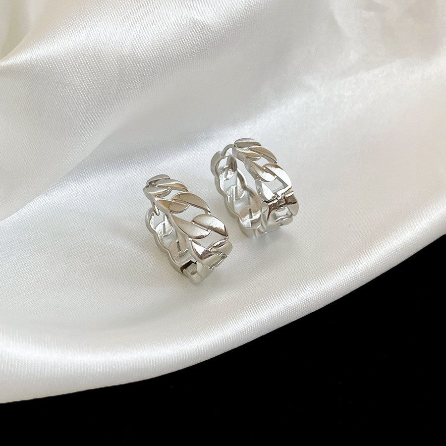 Aretes Geométricos Minimalistas de Cobre con Acabado Chapado para Mujer Pendientes Modernos y Versátiles