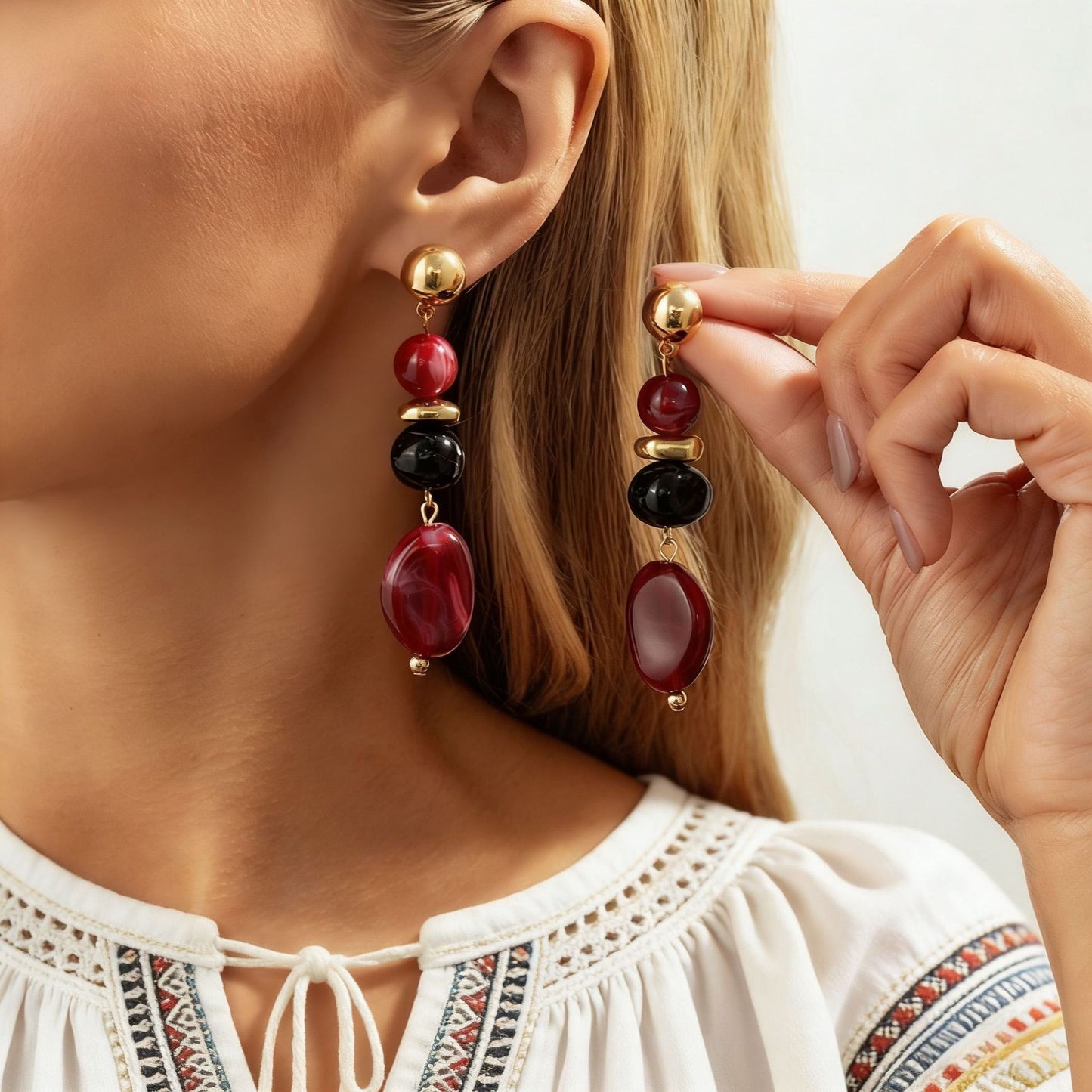 Orecchini Pendenti Vintage da Donna con Forme Geometriche Irregolari in Resina e Elementi Rotondi e Ovali Sfumati Ambra