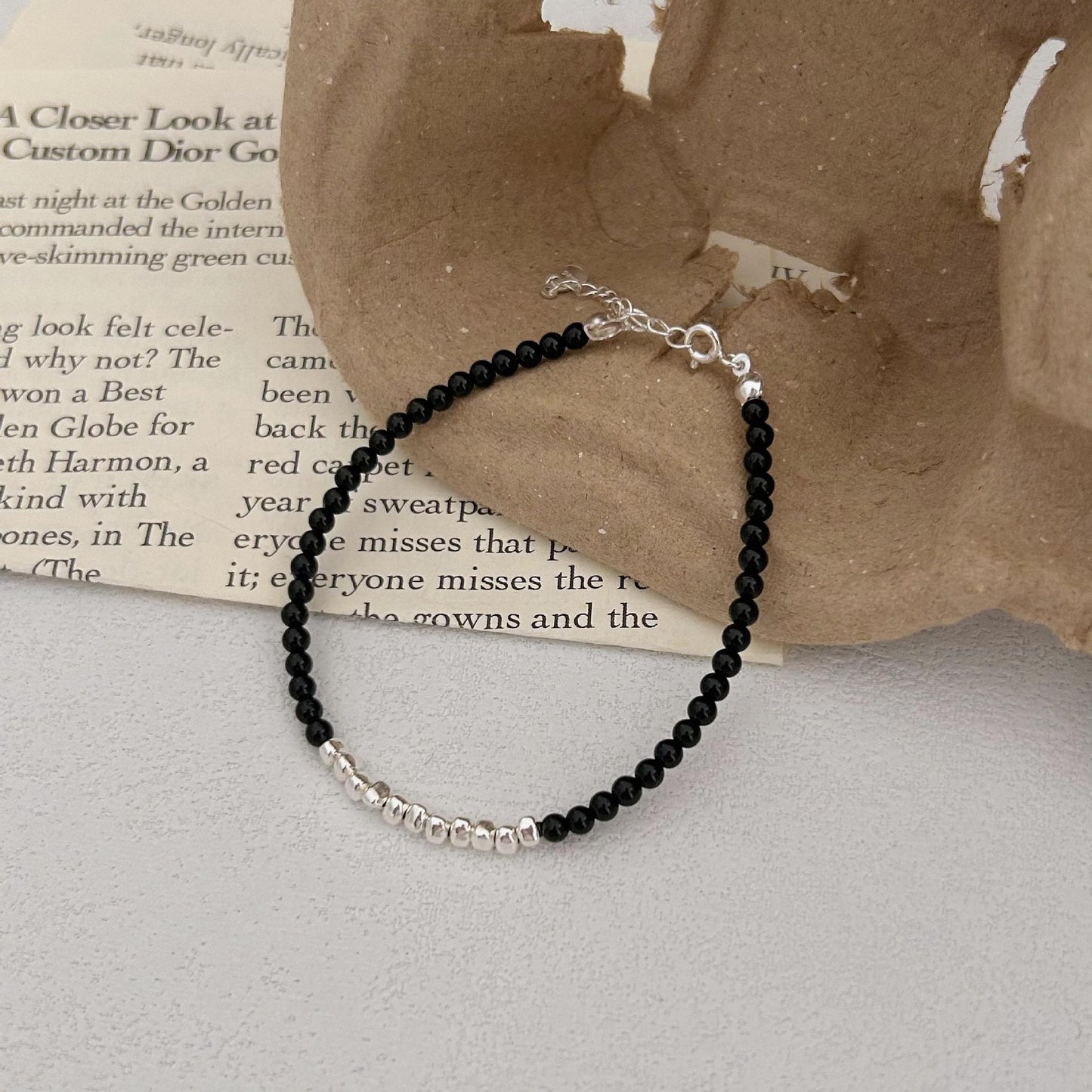 Bracciale Minimalista Geometrico Irregolare con Onice Nera in Argento Sterling 925 con Finitura Placcata