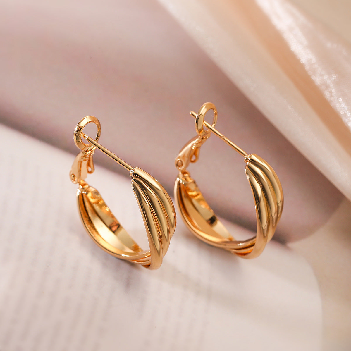 Orecchini a cerchio geometrici minimalisti da donna in rame placcato oro