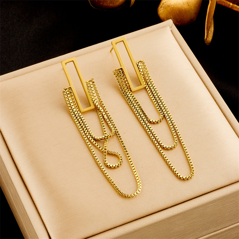 Orecchini a Nappa in Acciaio al Titanio Geometrici Chic con Placcatura in Oro da Donna