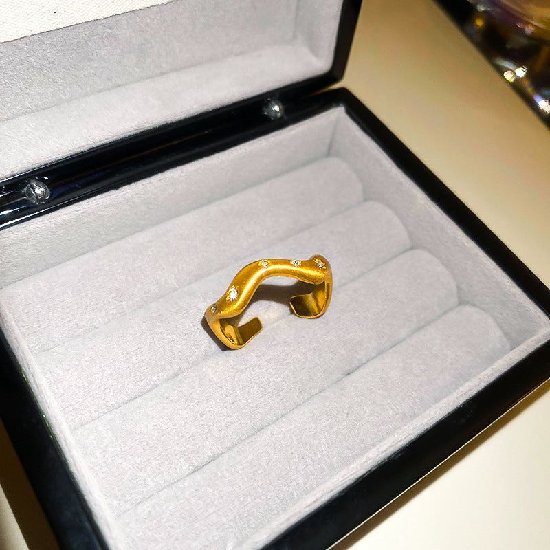 Anello regolabile da donna in zirconi quadrati con geometria in stile vintage, in rame con estetica retrò artistica
