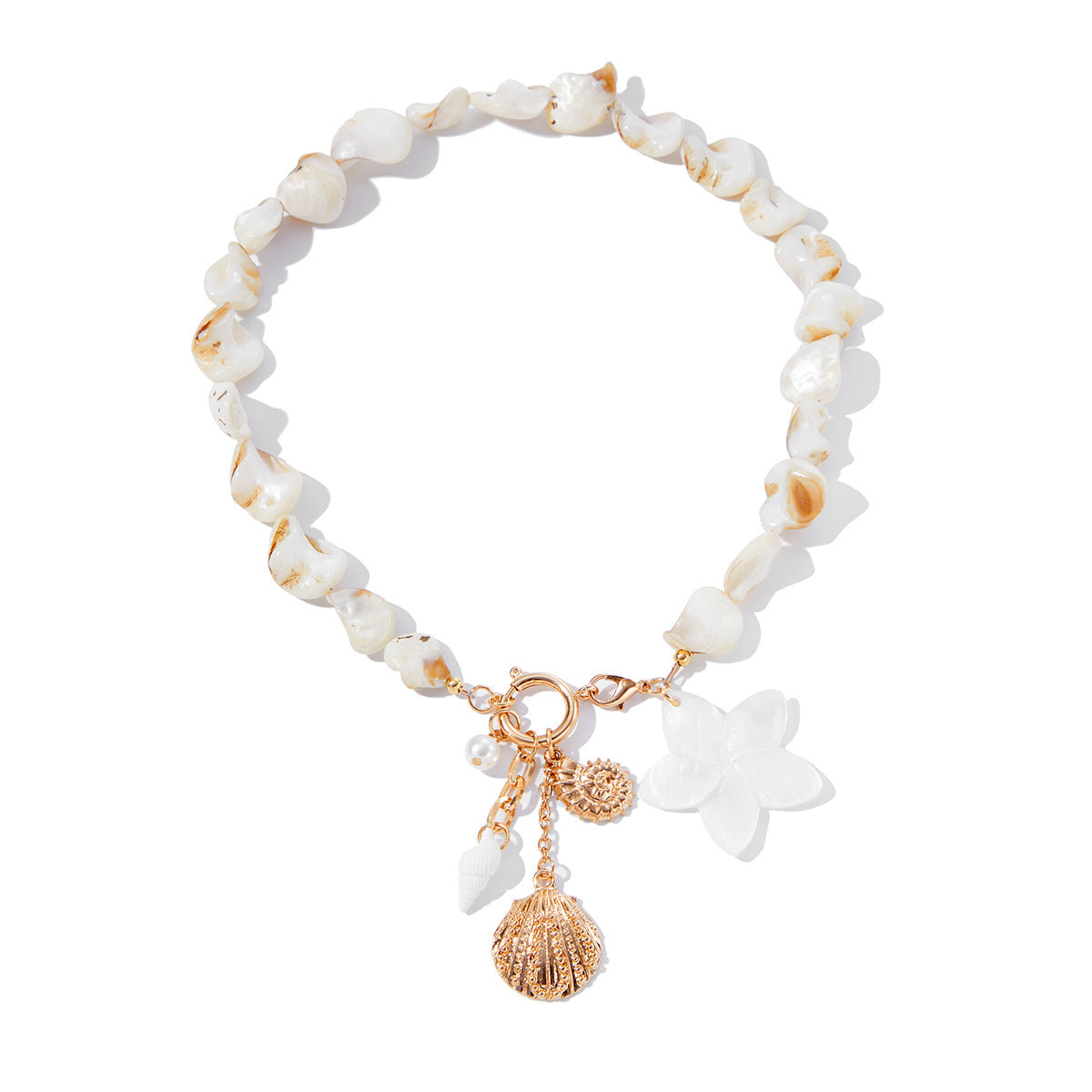 Collar con colgante de conchas y flores estilo vacaciones para mujer con acabado chapado y cadena hecha a mano