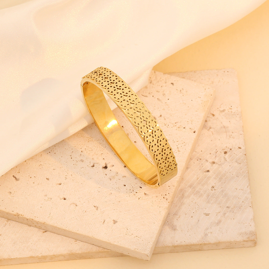 Matte Texture Stainless Steel Bracelet for Women with Plated Finish, Unique and Versatile Fashion Accessory